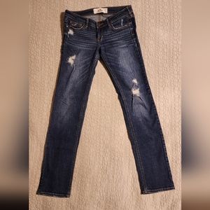 Hollister sz 5 straight leg skinny jean